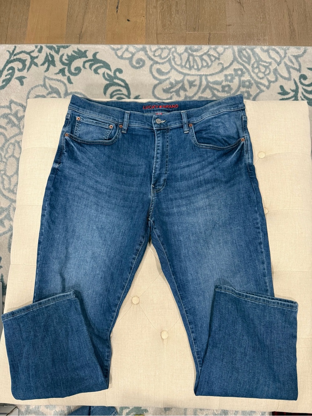 Lucky Brand Men's Medium Blue Relaxed Jeans